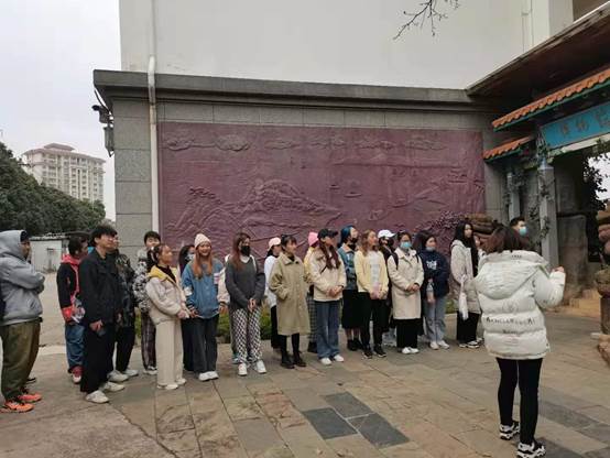 说明: C:\Users\ZZ\Desktop\博物馆工作\20201203马克思主义学院杨金惠\微信图片_20201207100338.jpg