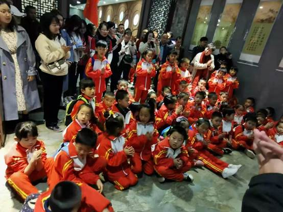 说明: C:\Users\ZZ\AppData\Local\Temp\WeChat Files\684a8e48c023969b1f7b8553451027e.jpg