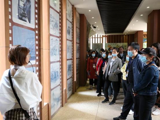 说明: C:\Users\ZZ\Desktop\微信图片_20210401081836.jpg